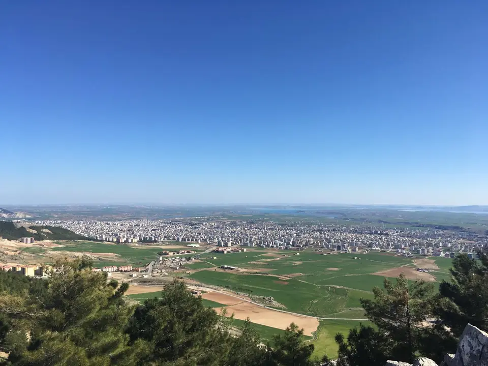 Adıyaman: nemrut’un ufkundan eski yerleşimlerin izine