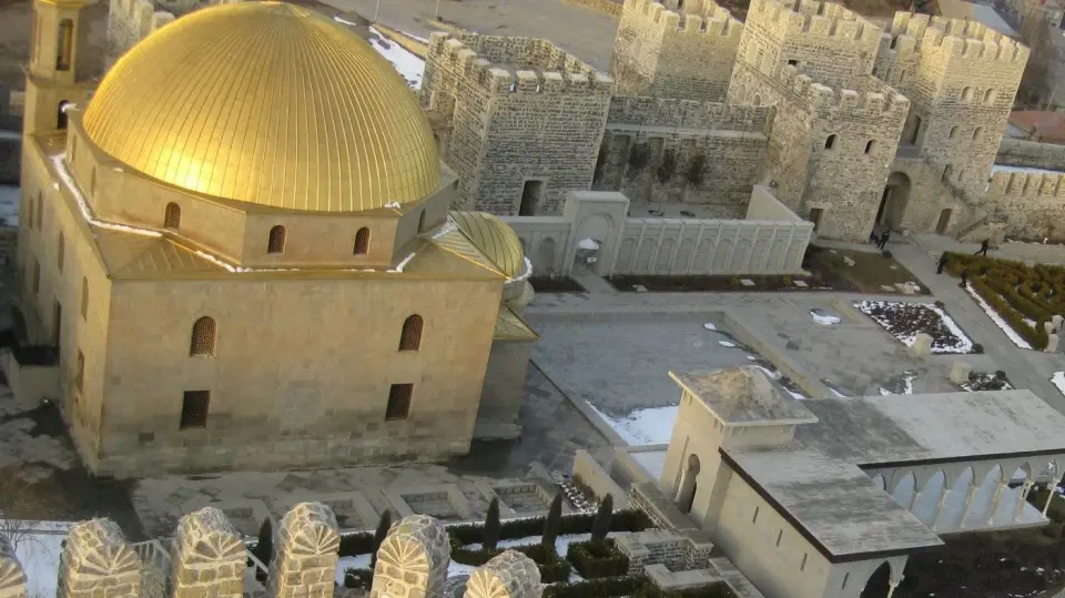 Ahıska (Akhaltsikhe): Rabat Kalesi, Ahmediye Camii ve Vardzia mağara manastırı