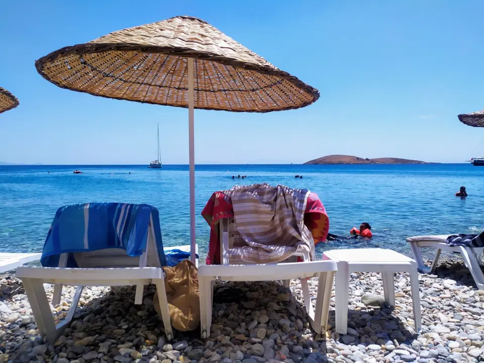 Datça: iki denizin buluştuğu yarımadada koylar, Knidos ve Eski Datça
